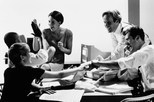 04-workplace-happiness.w529.h352-77c6a7344aab3b1f11eae8892000aec5-