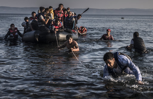 Refugee_crop-361cc2d2fe0969163cc1244043f2cca8-