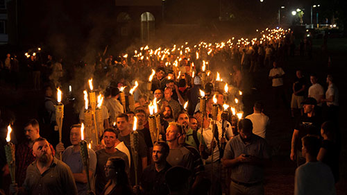 Charlottesville_torches-